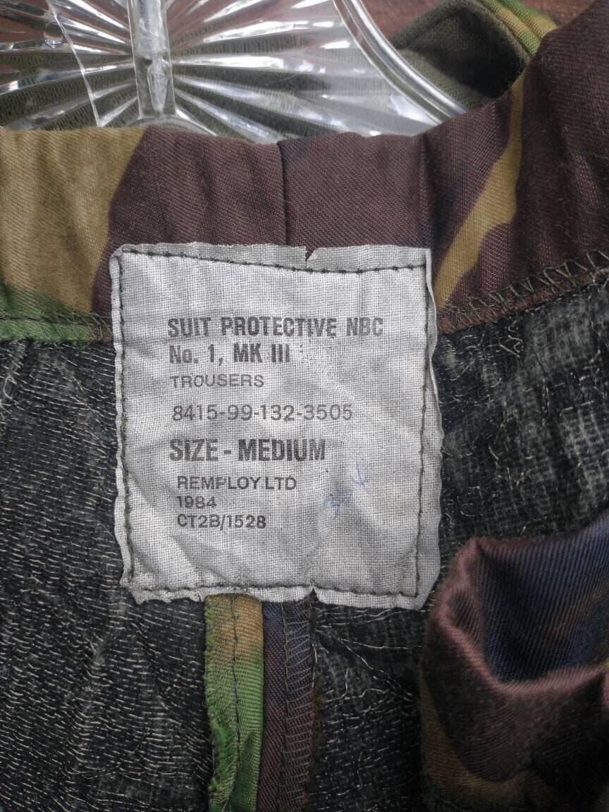 Vintage british camouflage chemical protective suit 1980s vintage condition hooded combat smock pullover size medium