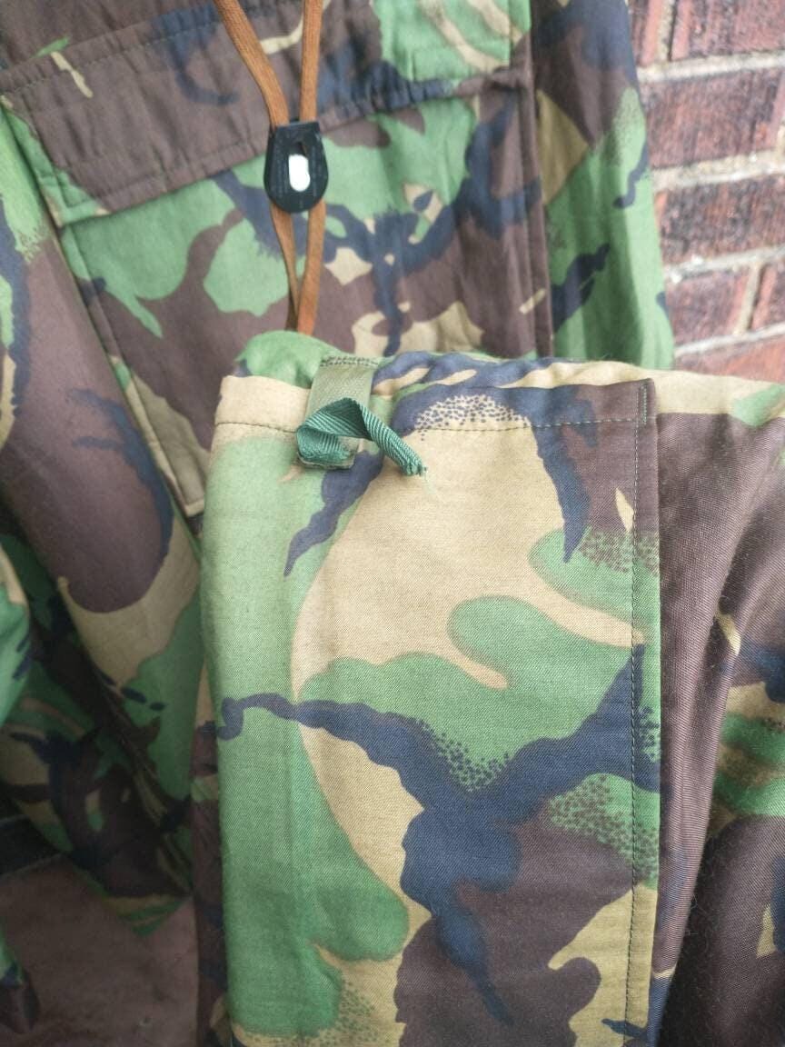 Vintage british camouflage chemical protective suit 1980s vintage condition hooded combat smock pullover size medium
