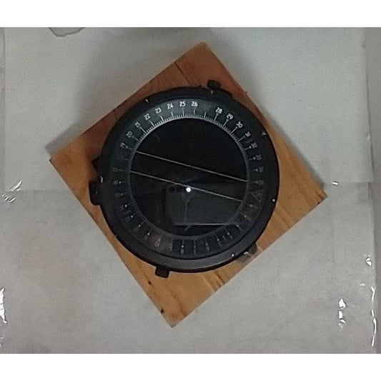 WW2 Bomber Plane Compass D-4 Vintage Antique steampunk in wooden box museum display aviation