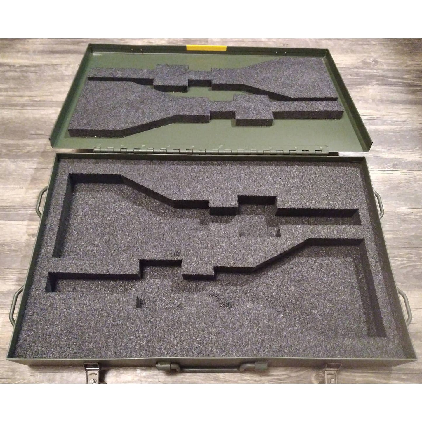Military metal case heavy duty with padding | free us shipping! | u.s. army surplus padded box