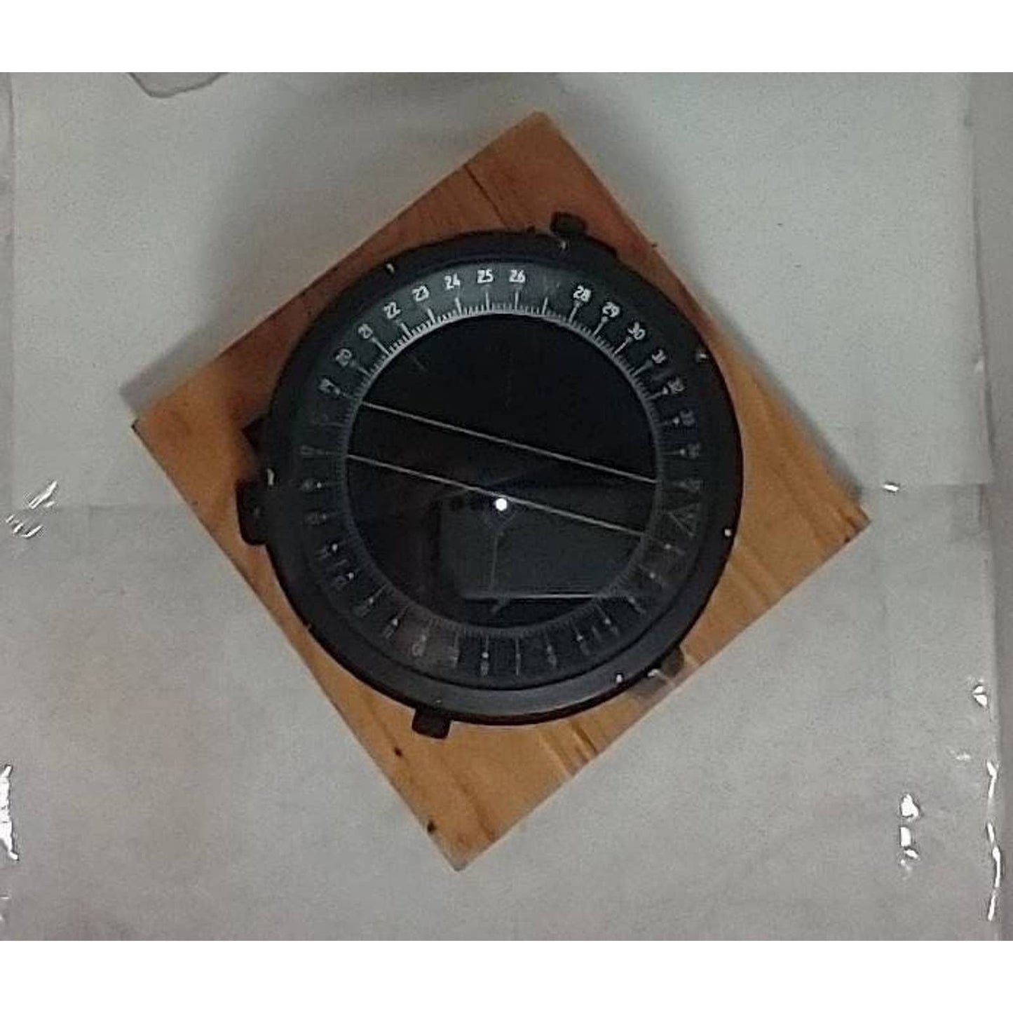 WW2 Bomber Plane Compass D-4 Vintage Antique steampunk in wooden box museum display aviation