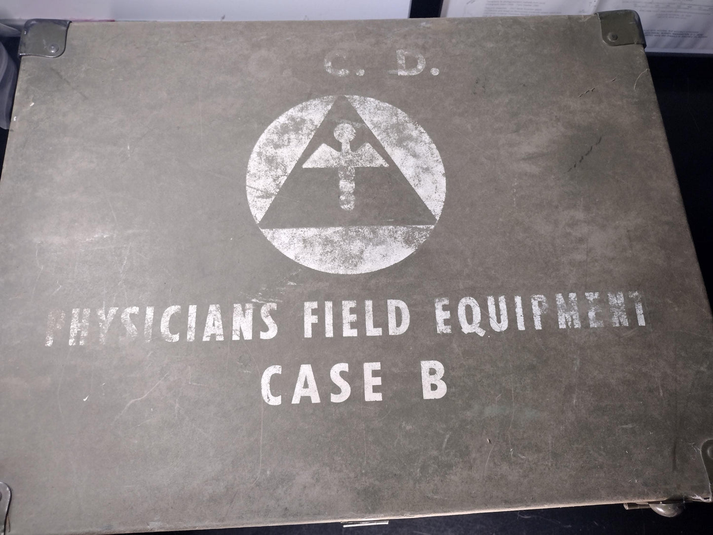 Vintage WW2 US Army Physicians/Surgeons Field Equipment Case