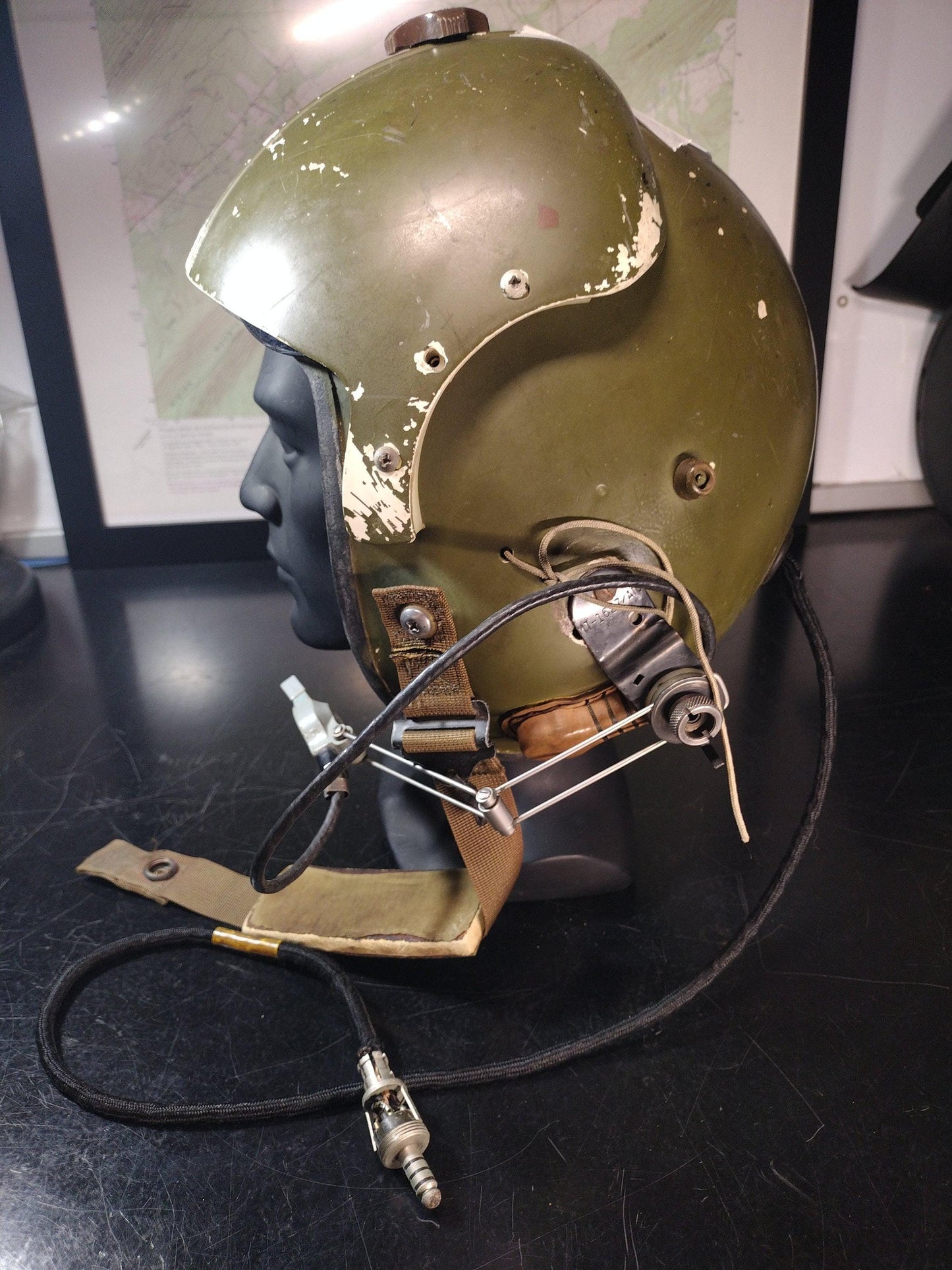 US Air Force Aircraft Pilot Helmet w/ Visor & Microphone! (Size: Unknown) | FREE US Shipping!