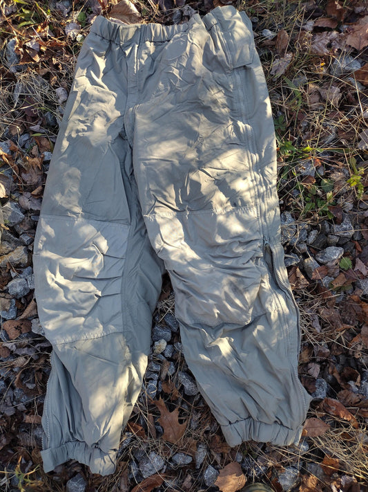 Extreme Cold Weather Military Issue Pants (Size: Medium-Long) | FREE SHIPPING | Military Surplus Army Surplus