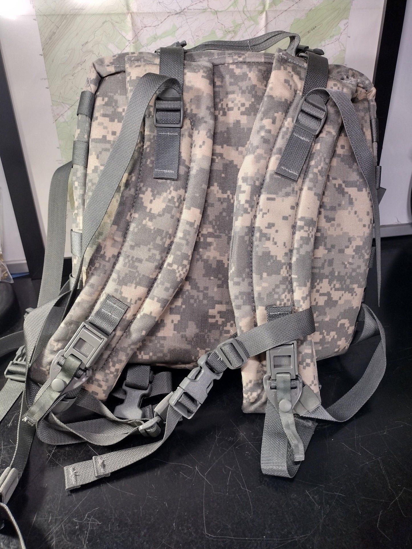 US Army Medic Bag With 8 Pouches MOLLE II | Free Us Shipping!