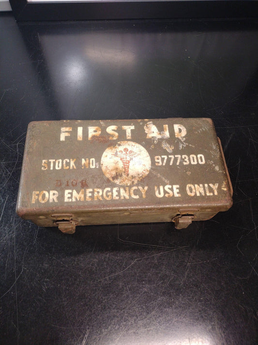 US Army Medical Department First Aid Kit | FREE Shipping!