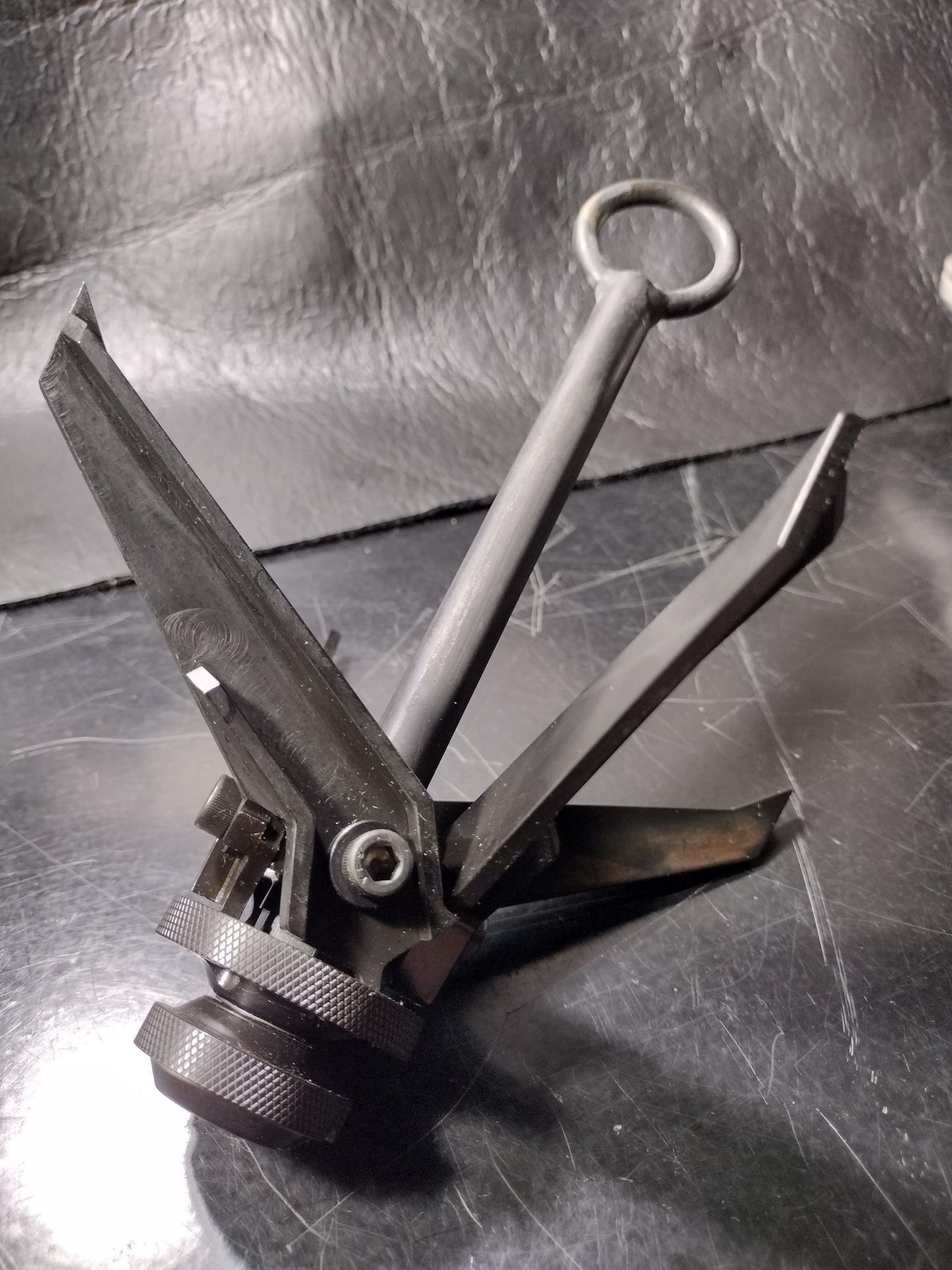 US Military Special Forces Grappling Hook (1,600lbs capacity!) | FREE US Shipping!
